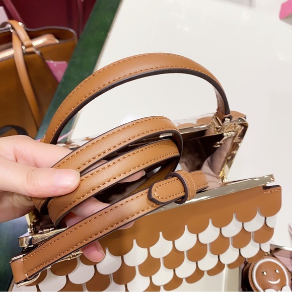 Kate Spade Gingerbread House Crossbody - Picture 7 of 9